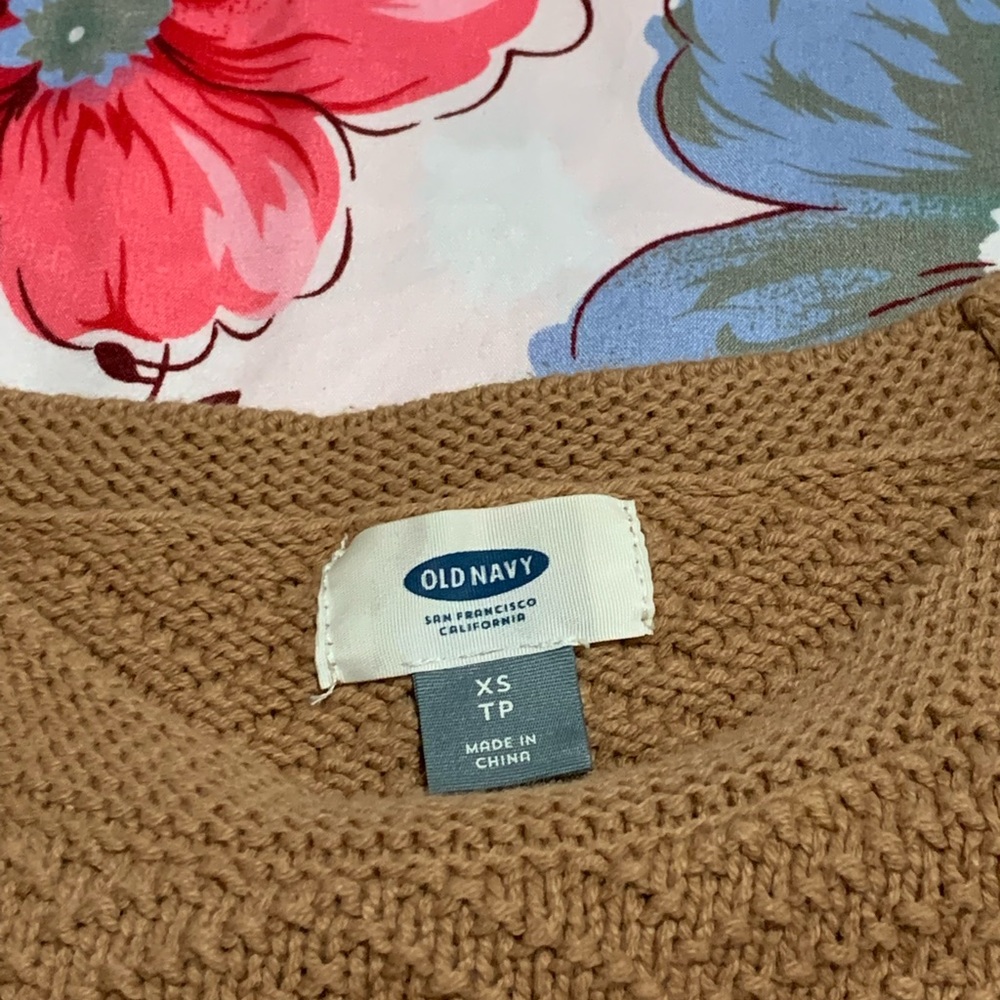 Old Navy Brown Sweater - Picture 5 of 7